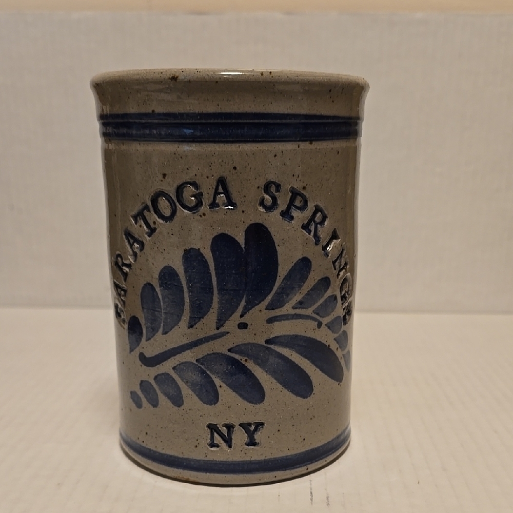 Saratoga Springs Pottery Crock / Vase / Utensil Holder - Picture 3 of 16